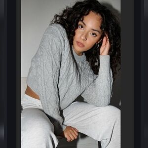 Garage Crew neck Cable-Knit Cropped Sweater